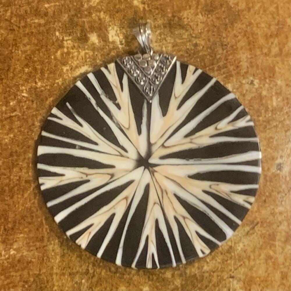 Bali Style Pendant Sterling Silver and Shell Starburst Black, Brown and Tan
